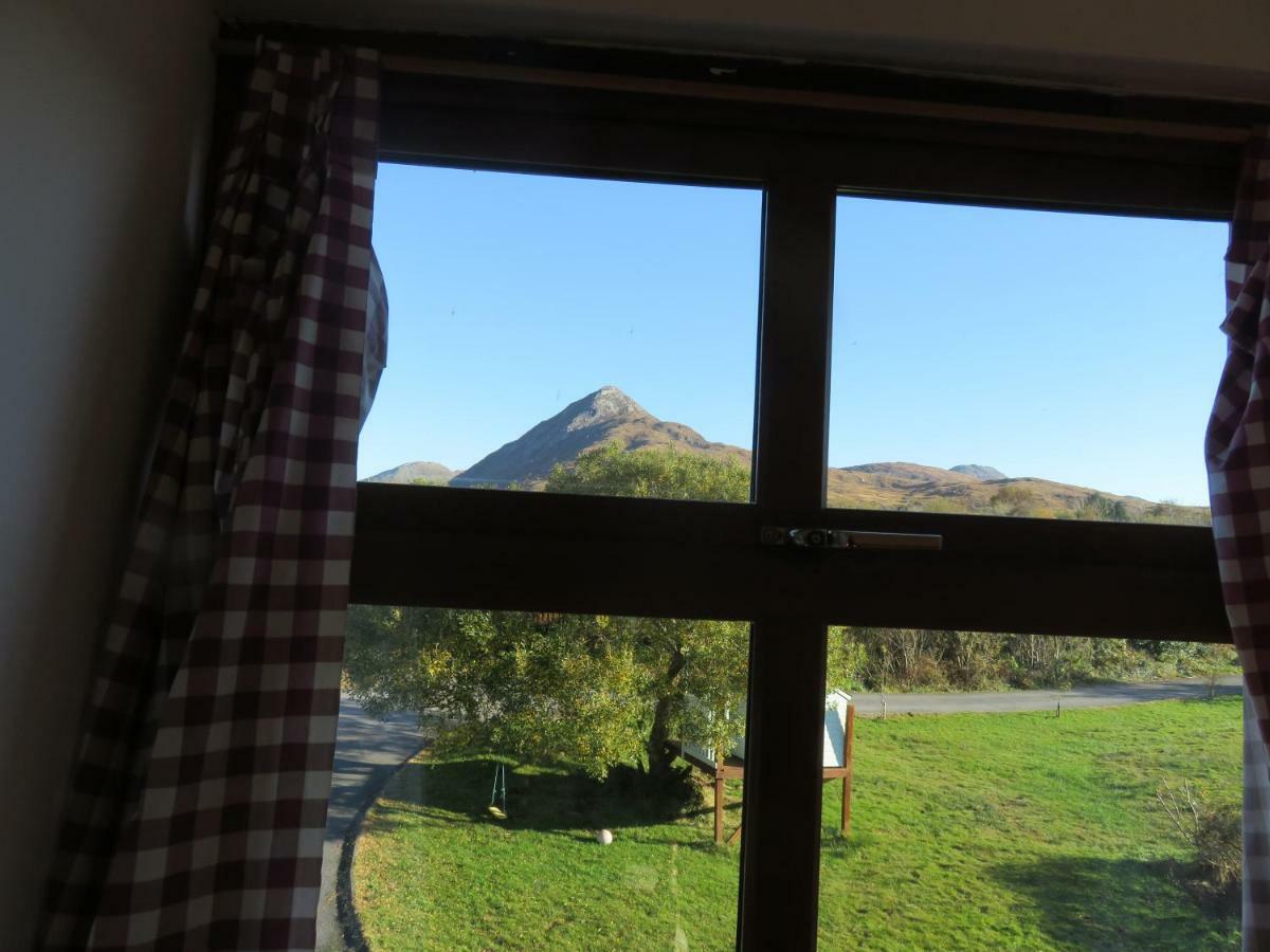 Letterfrack Farm Cottage In Village On A Farm Beside Connemara National Park Luaran gambar